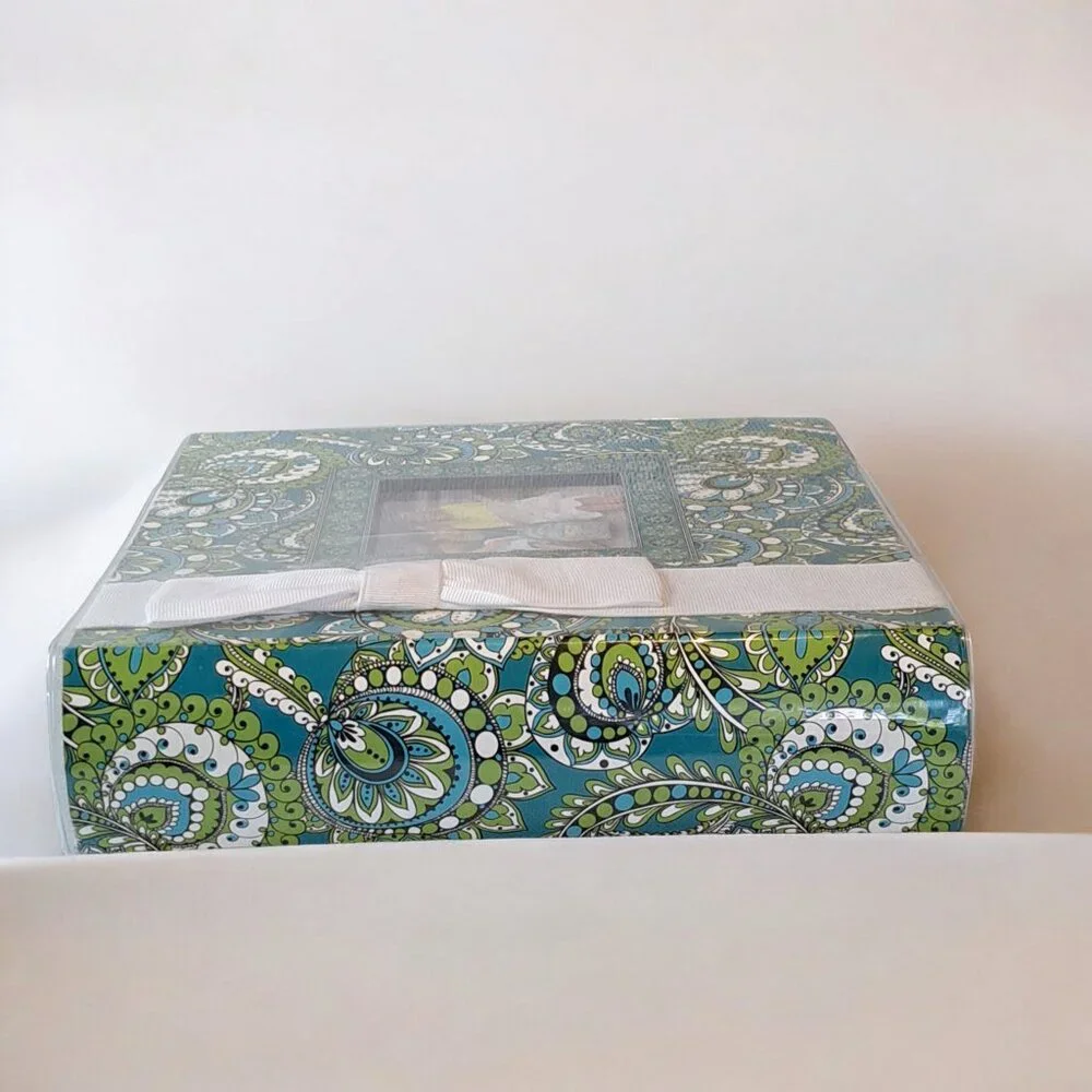 Vera Bradley Deluxe Photo Album Turquoise Peacock Paisley 100 Page 200 Photos